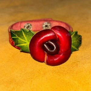 100% Genuine leather